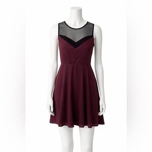 H&M Wine and Black Sleeveless Mini Dress